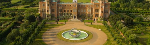 Luna Cinema to screen The Favourite at the actual filming location, Hatfield House