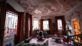 How a creative coupling sculpted the fantastical film sets of Poor Things